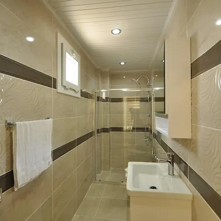 Villa Vista 1